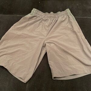Reebok athletic shorts, light black, dark gray, size M with pockets